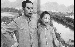 1976年十里长街是哪里的 十里长街送总里理课文